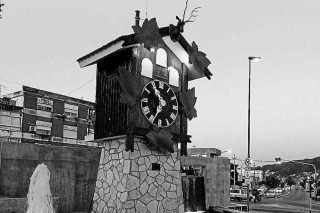 fotos viejas reloj cucú villa carlos paz