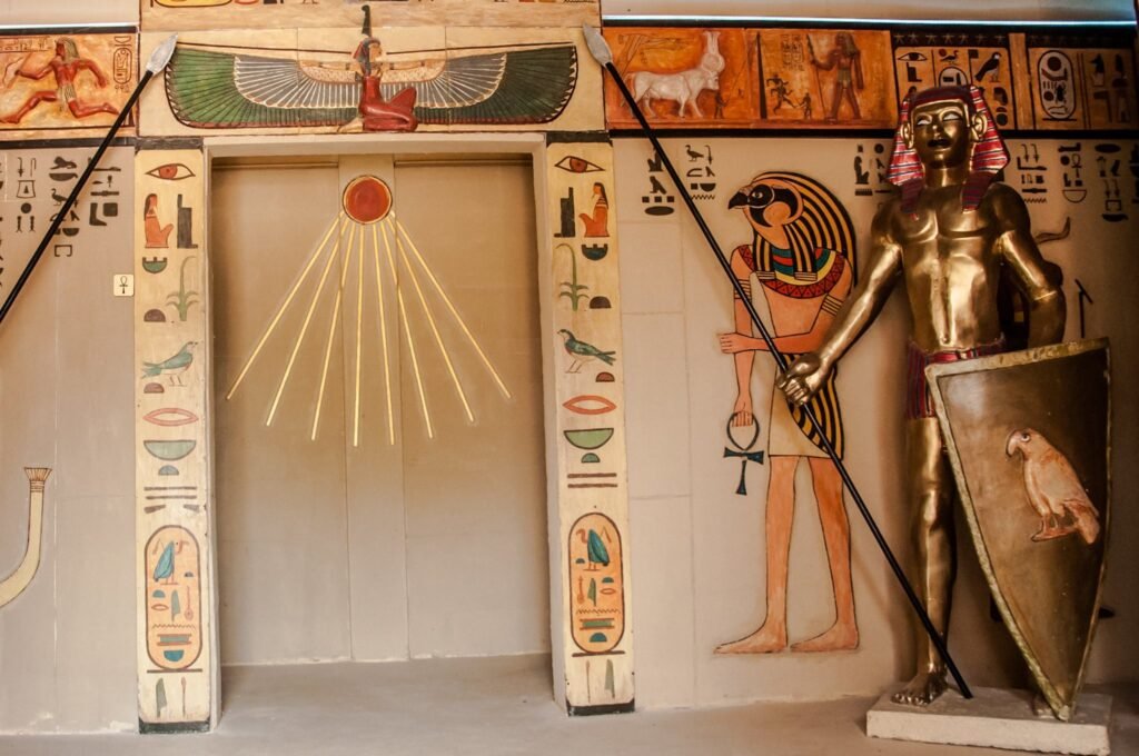 piramide en pekos parque tematico villa carlos paz (5)