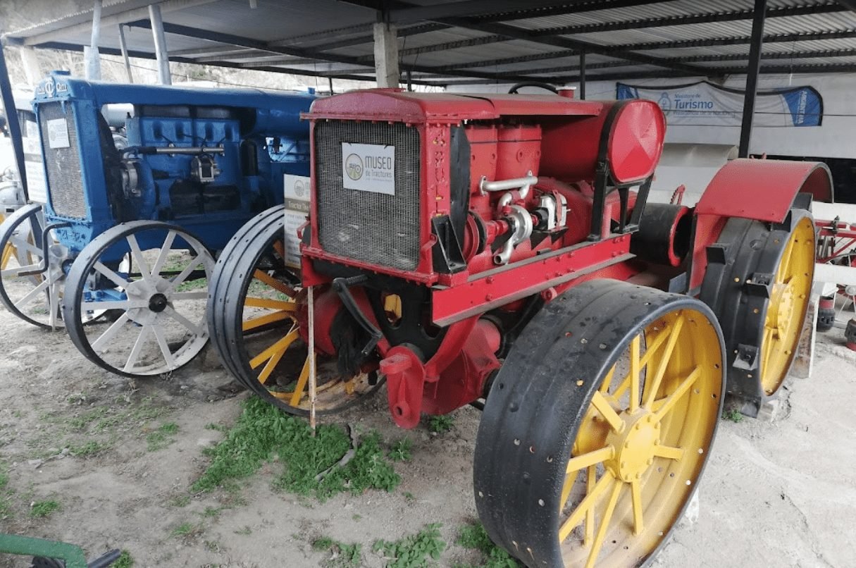 museo de tractores villa carlos paz