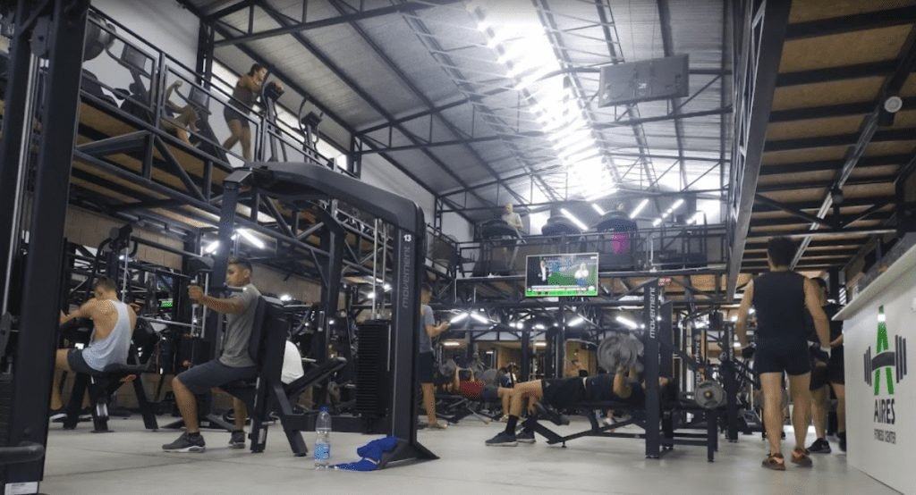 Aires fitness center gimnasio villa carlos paz