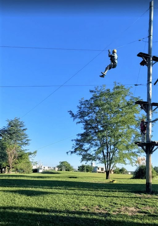 tirolesa en villa carlos paz cocoguana