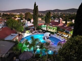 Complejo Los Cipreses