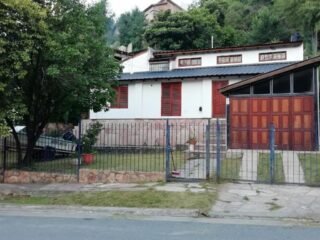 Carlos Paz Colinas House